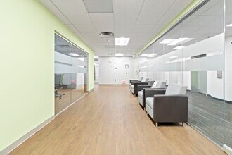 3331 Street Rd, Bensalem, PA à louer Photo intérieure– Image 2 sur 11