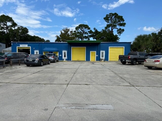 333-337 Carswell Ave, Daytona Beach, FL à louer - Photo de l’immeuble – Image 3 sur 15