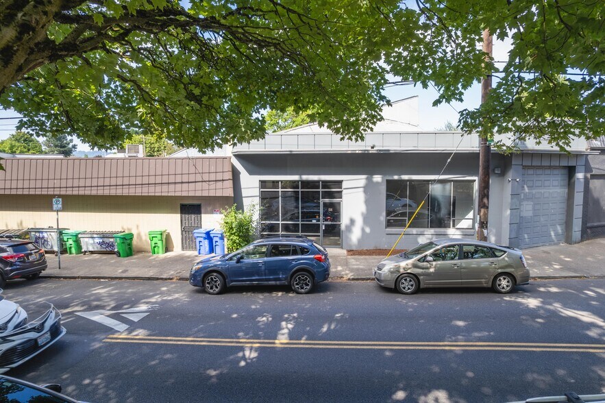 535 NE 28th Ave, Portland, OR à louer - Photo de l’immeuble – Image 2 sur 9