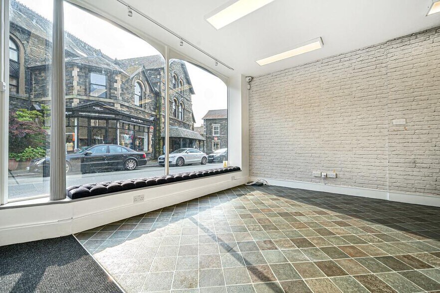 26 Main Rd, Windermere à vendre - Photo de l’immeuble – Image 2 sur 27