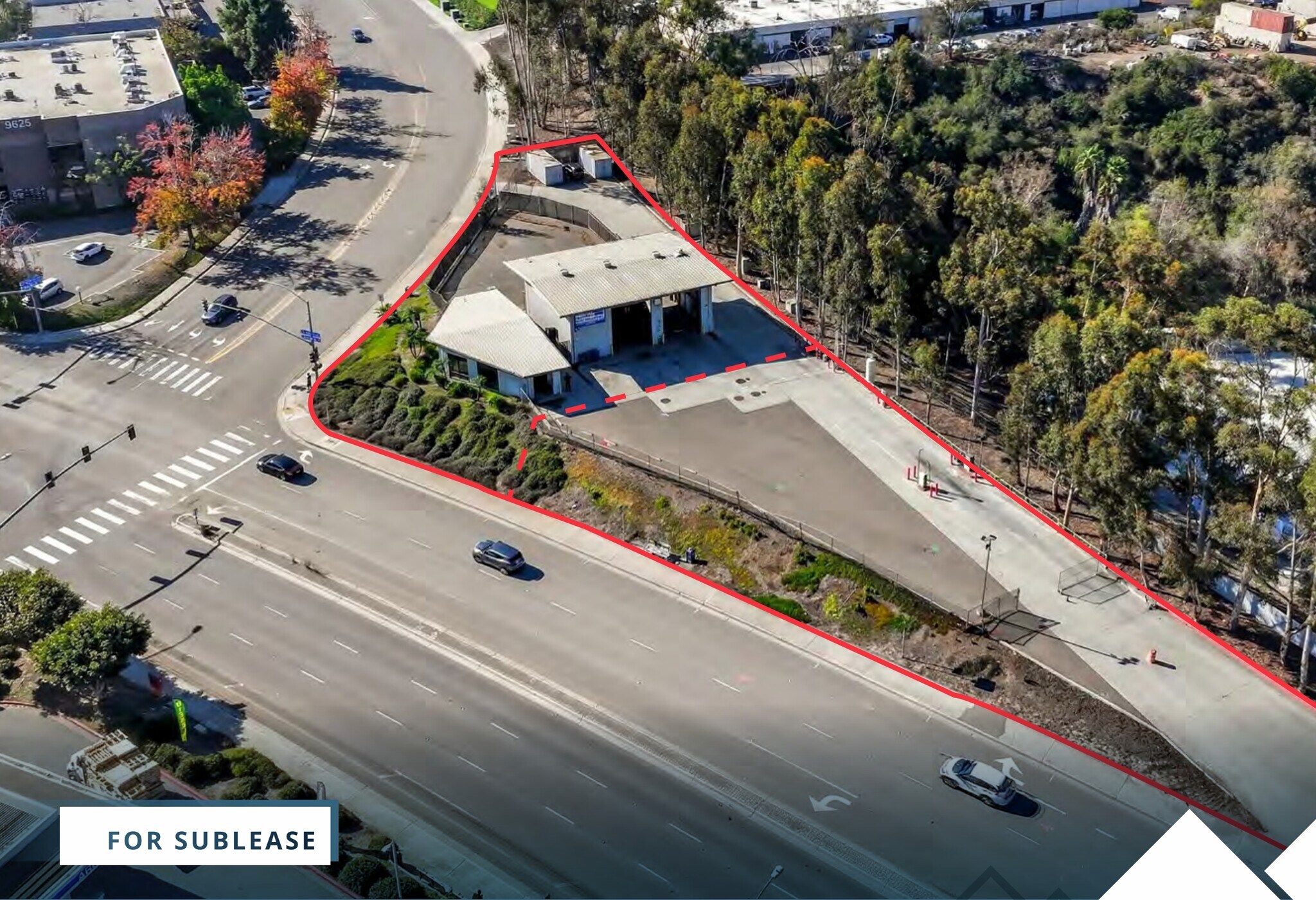 9690 Black Mountain Rd, San Diego, CA à louer Photo principale– Image 1 sur 5