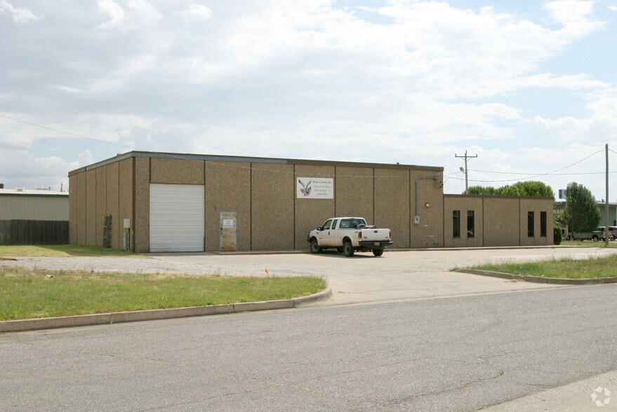 4710 SW 18th St, Oklahoma City, OK à louer - Photo de l’immeuble – Image 2 sur 6