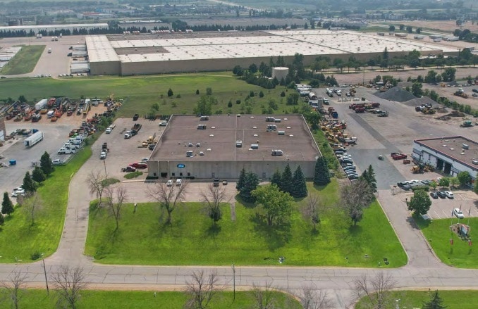 4500 Valley Industrial Blvd S, Shakopee, MN à louer - Photo de l’immeuble – Image 1 sur 5