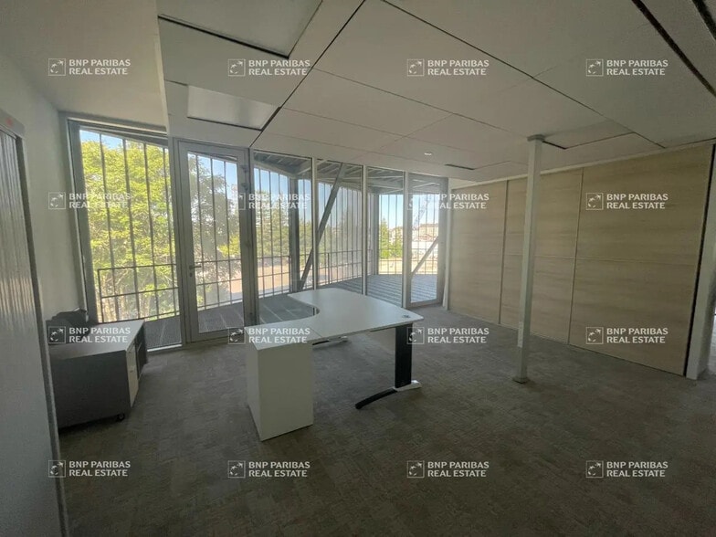 Bureau dans Nantes à louer - Photo de l’immeuble – Image 1 sur 7