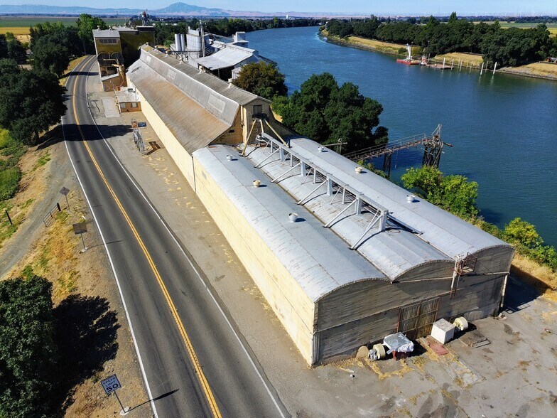 14712 State Highway 160, Isleton, CA à vendre - Photo de l’immeuble – Image 3 sur 18