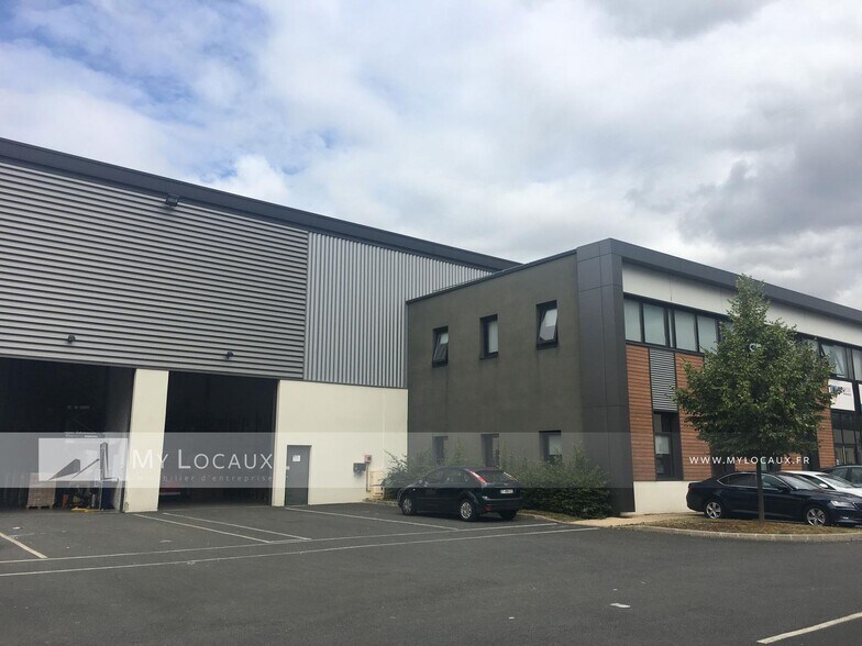 7 Rue Du Commandant D'estienne D'orves, Villeneuve-la-Garenne à louer - Photo de l’immeuble – Image 3 sur 4