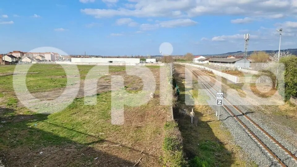 Terrain dans Montluçon à vendre - Photo de l’immeuble – Image 2 sur 10