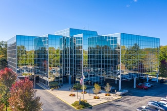 Plus de détails pour 5750 Old Orchard Rd, Skokie, IL - Bureau à louer