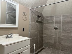 581 W Main St, Spartanburg, SC à louer Photo intérieure– Image 2 sur 10