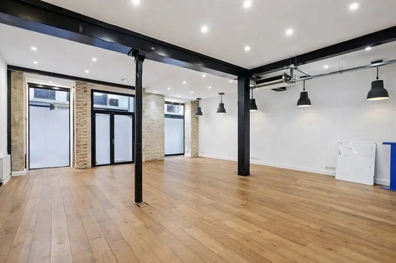 30 Rue Blondel, Paris à louer - Photo de l’immeuble – Image 3 sur 7
