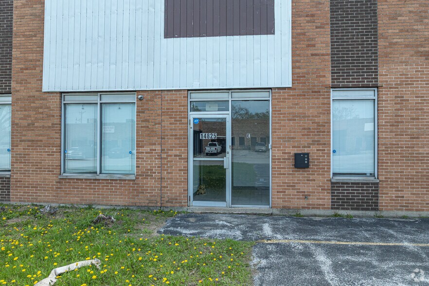 14825 Drexel Ave, Dolton, IL à louer - Photo de l’immeuble – Image 3 sur 5