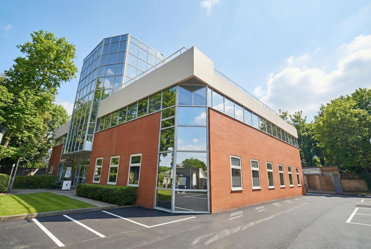 22-23 Quai Du President Carnot, Saint-Cloud à vendre Photo de l’immeuble– Image 1 sur 13