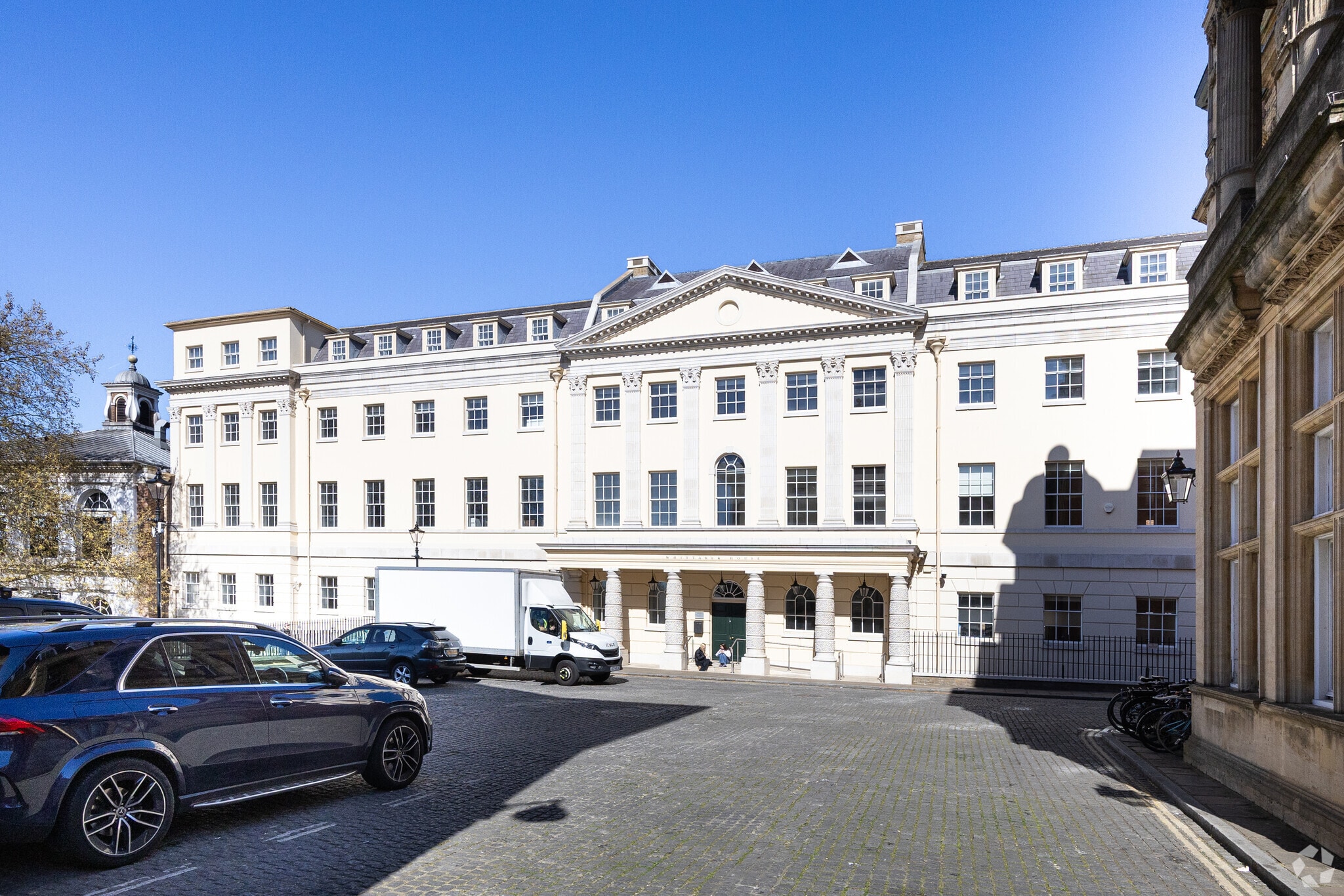 2 Whittaker Ave, Richmond à louer Photo principale– Image 1 sur 2