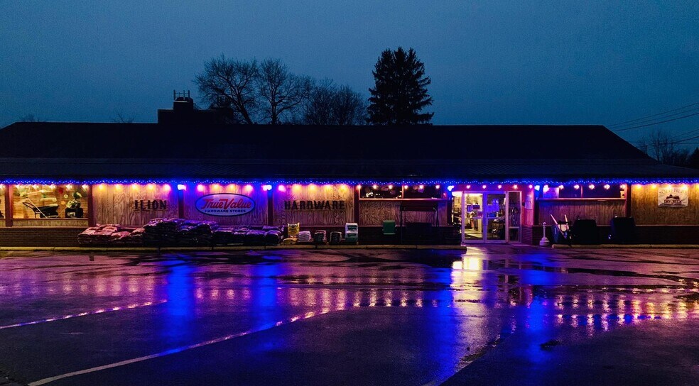 39 W Clark St, Ilion, NY à vendre - Photo de l’immeuble – Image 2 sur 8