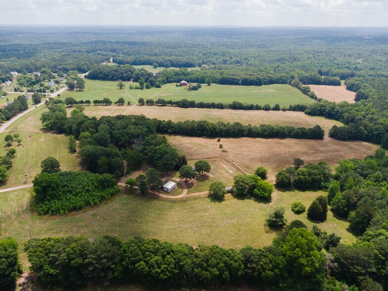 560 Coan Drive, Locust Grove, GA à vendre - Aérien – Image 1 sur 3