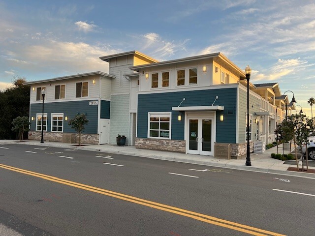 2655 Shell Beach Rd, Pismo Beach, CA à louer - Photo principale – Image 1 sur 1