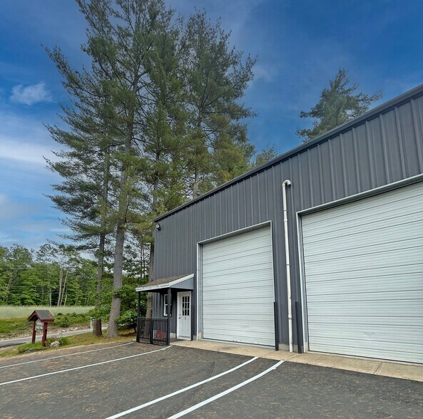 232 Calef Hwy, Barrington, NH à louer - Photo de l’immeuble – Image 2 sur 6