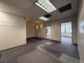 2337-2345 Irving St, San Francisco, CA à louer Photo intérieure– Image 2 sur 7