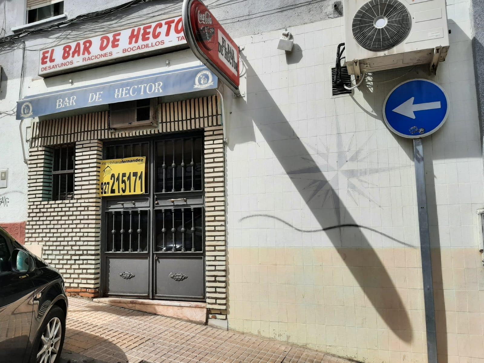 Local commercial dans Cáceres, Cáceres à vendre Photo de l’immeuble– Image 1 sur 4