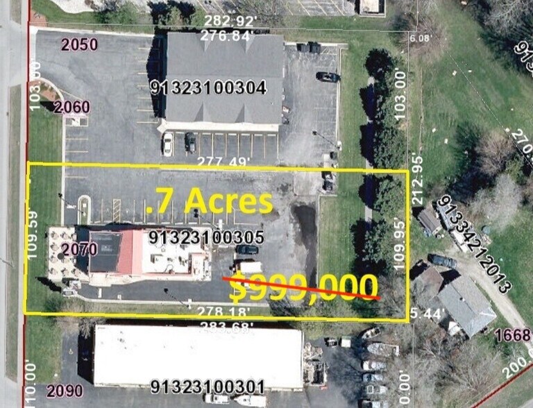 2070 S Koeller St, Oshkosh, WI à vendre - Photo de l’immeuble – Image 3 sur 27