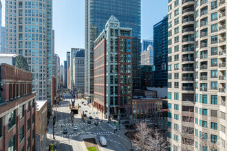 350 N LaSalle St, Chicago, IL - VUE AÉRIENNE  vue de carte