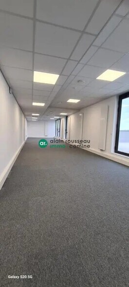 Bureau dans Angers à louer - Photo de l’immeuble – Image 3 sur 4