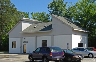 306 Tyler Ave, Newport News, VA à louer Photo de l’immeuble– Image 1 sur 7