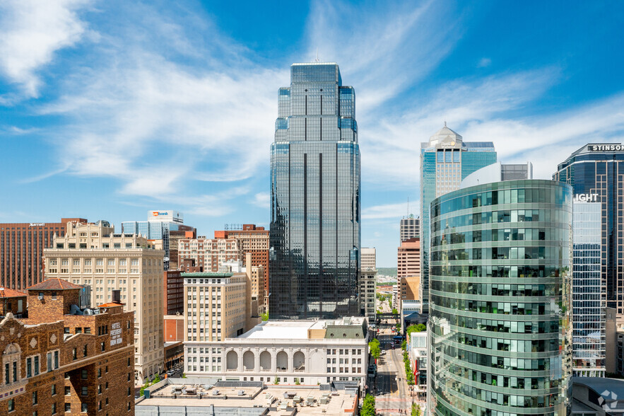 1200 Main St, Kansas City, MO à louer - Photo de l’immeuble – Image 1 sur 7