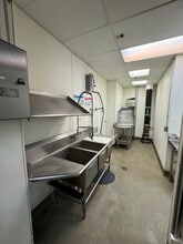 1369 Spruce Pl, Minneapolis, MN à louer Photo intérieure– Image 2 sur 13