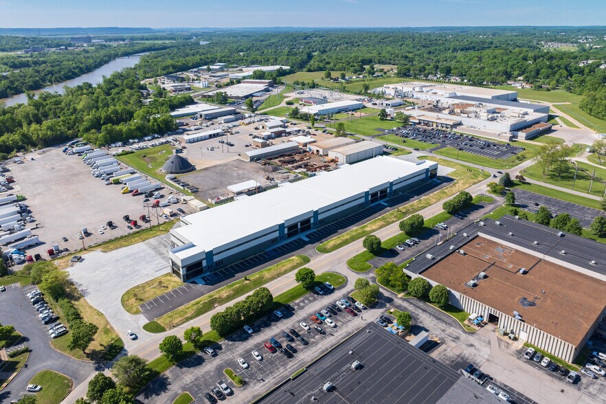 2880 Arnold Tenbrook Rd, Arnold, MO à louer - Photo de l’immeuble – Image 2 sur 7