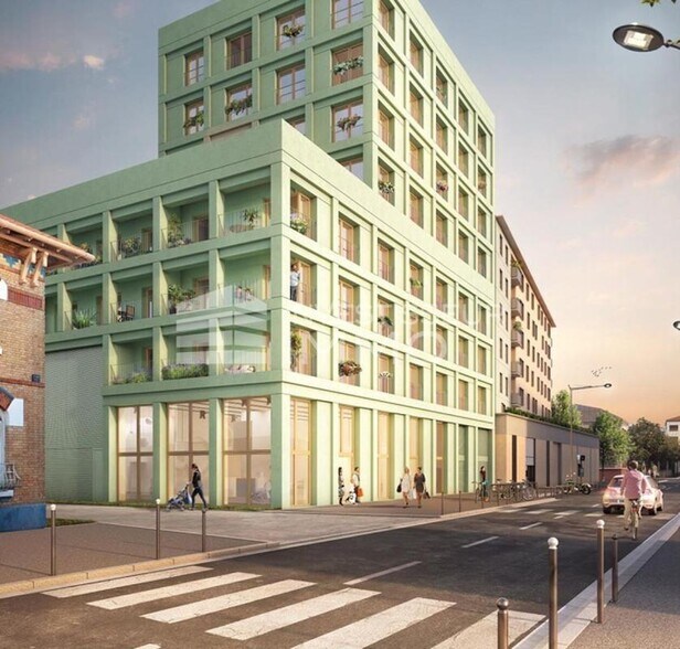 Local commercial dans Ivry-sur-Seine à louer - Photo de l’immeuble – Image 3 sur 3