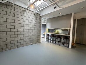 2110 Main St, Santa Monica, CA à vendre Photo intérieure– Image 2 sur 5