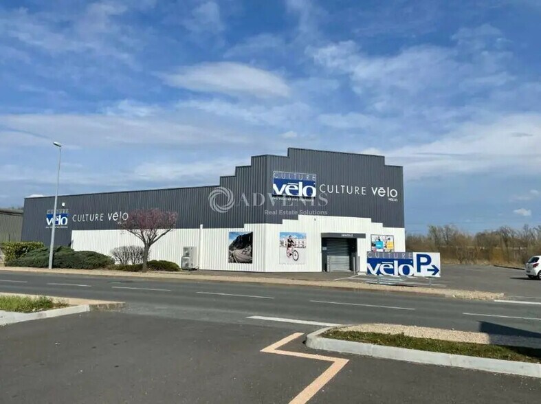 Local commercial dans Chaintré à vendre - Photo de l’immeuble – Image 1 sur 1