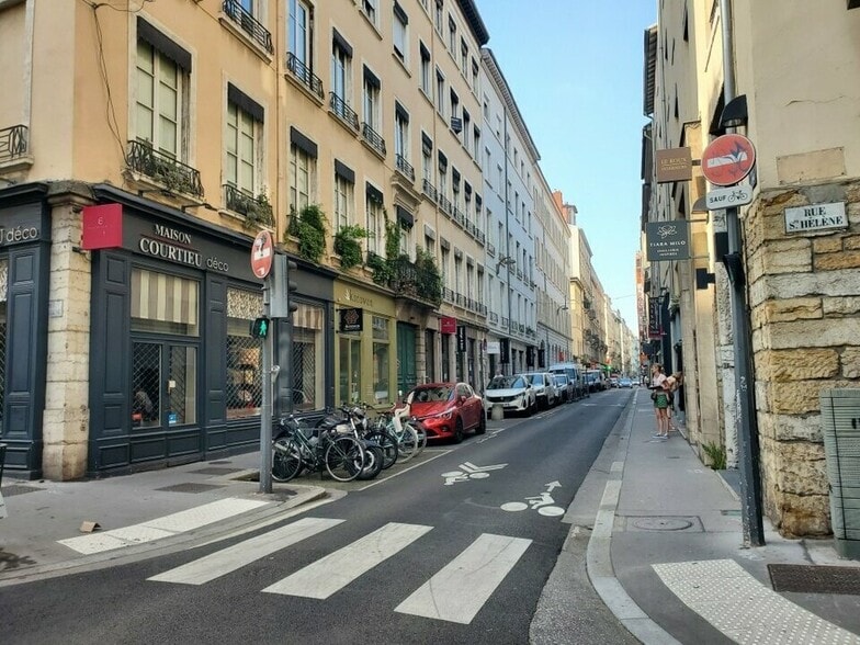 23 Rue Auguste Comte, Lyon à louer - Photo de l’immeuble – Image 1 sur 3