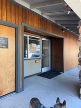 2074 Lake Tahoe Blvd, South Lake Tahoe, CA à louer Photo intérieure– Image 1 sur 12