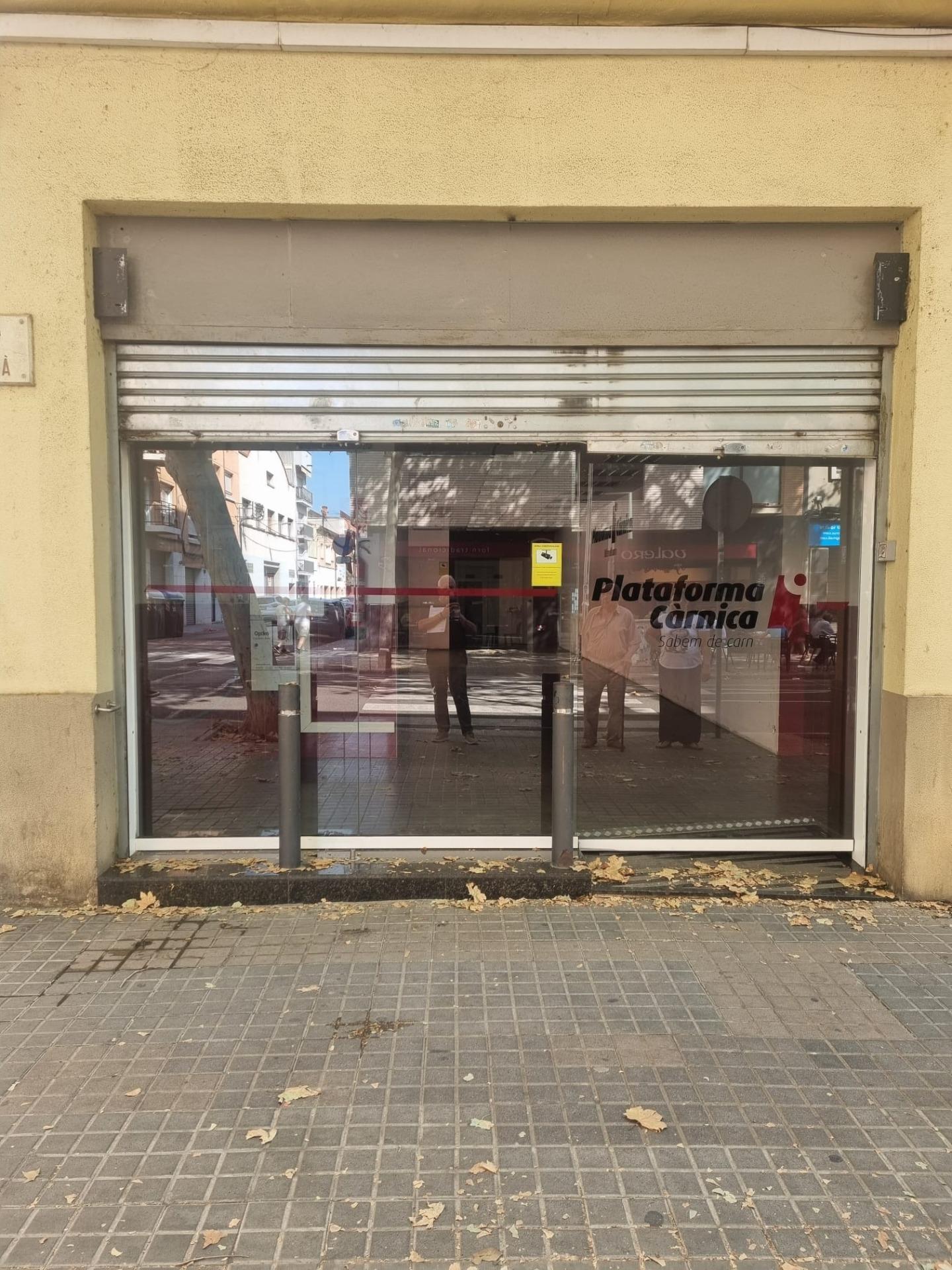 Local commercial dans Sabadell, Barcelona à louer Plan d’étage– Image 1 sur 9