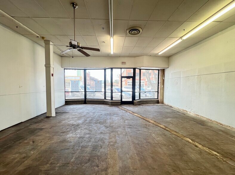 220 SW 25th St, Oklahoma City, OK à vendre - Hall d’entrée – Image 3 sur 31