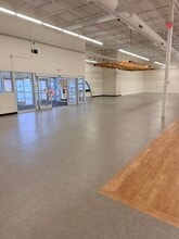 3634-3690 Werk Rd, Cincinnati, OH à louer Photo intérieure– Image 2 sur 10