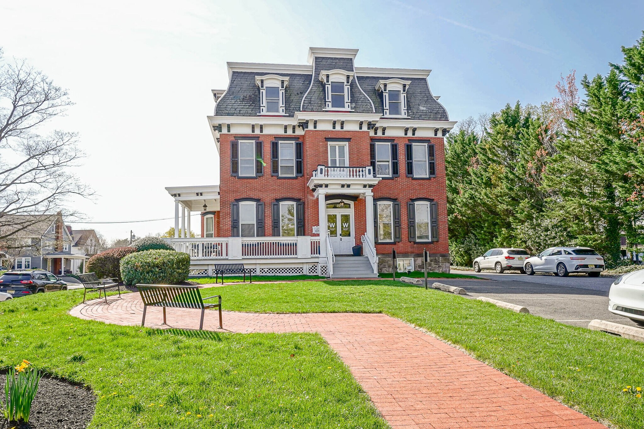 10 W Main St, Moorestown, NJ à vendre Photo de l’immeuble– Image 1 sur 49