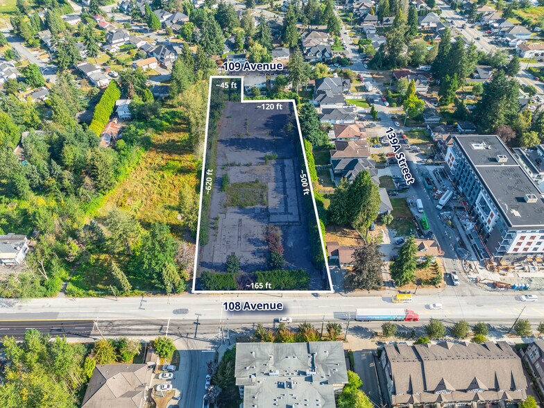 13905 108 Av, Surrey, BC à vendre - Photo de l’immeuble – Image 2 sur 4