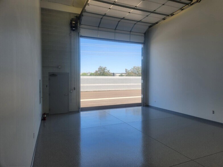 24415 N 19th Ave, Phoenix, AZ à vendre - Photo intérieure – Image 3 sur 4