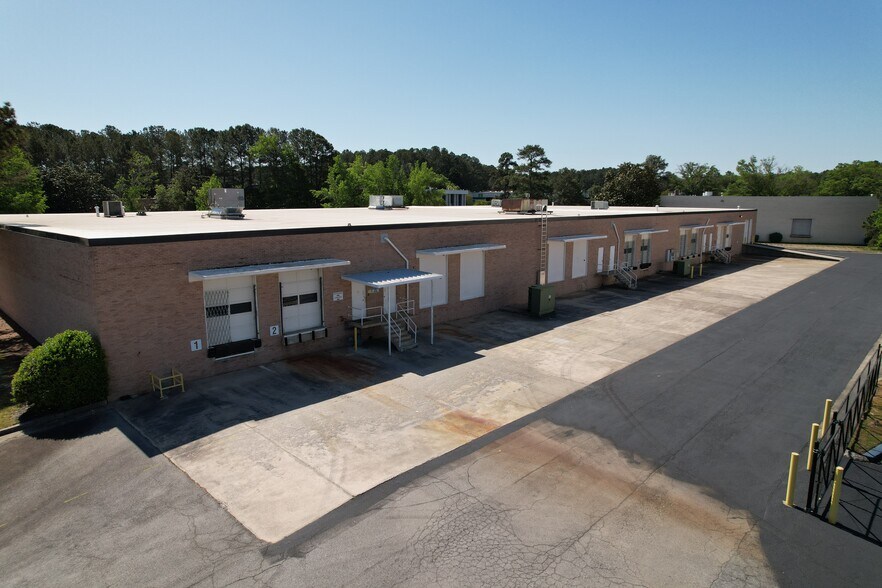 750 Great Southwest Pky SW, Atlanta, GA à louer - Photo de l’immeuble – Image 3 sur 3