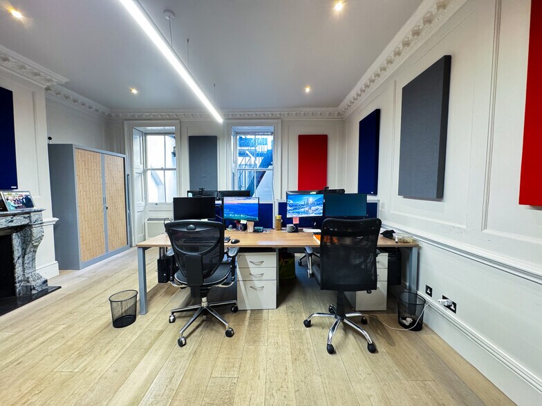 49 Welbeck St, Londres à louer - Photo de l’immeuble – Image 3 sur 11