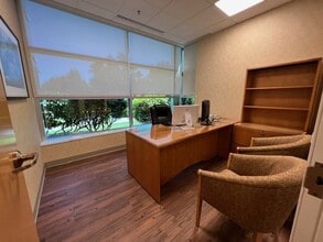 222 NE Park Plaza Dr, Vancouver, WA à louer Photo intérieure– Image 2 sur 7