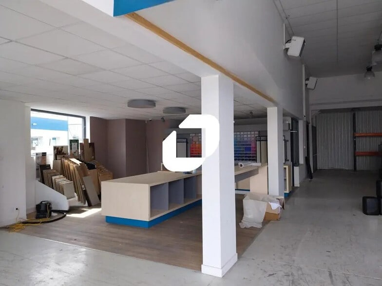 Local d’activités dans Couëron à louer - Photo intérieure – Image 2 sur 7