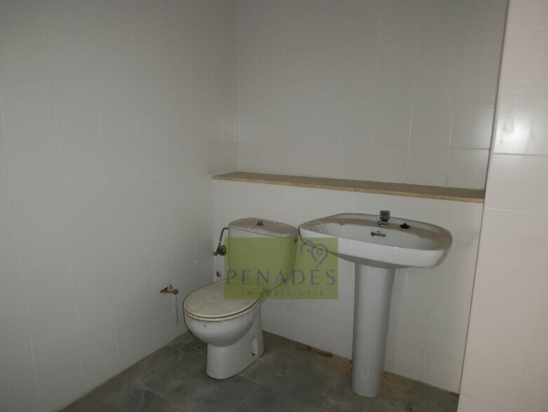 Local commercial dans Ontinyent, Valencia à louer - Photo intérieure – Image 3 sur 3