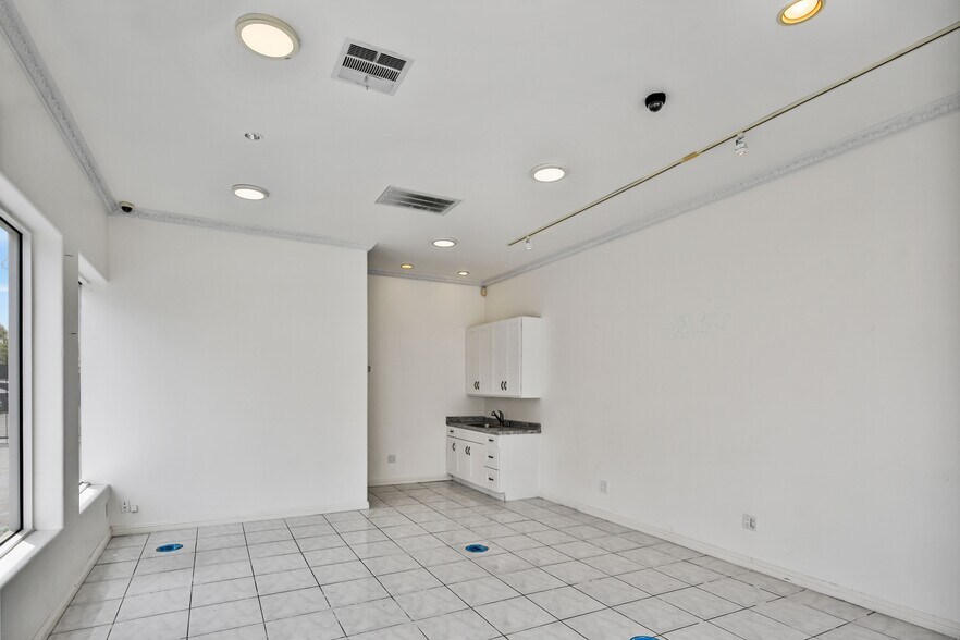 6120-6134 Wilshire Blvd, Los Angeles, CA à louer - Photo intérieure – Image 3 sur 16