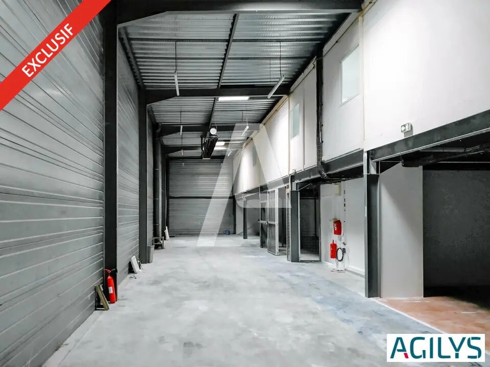 Local d’activités dans Champlan à louer Photo intérieure– Image 1 sur 11