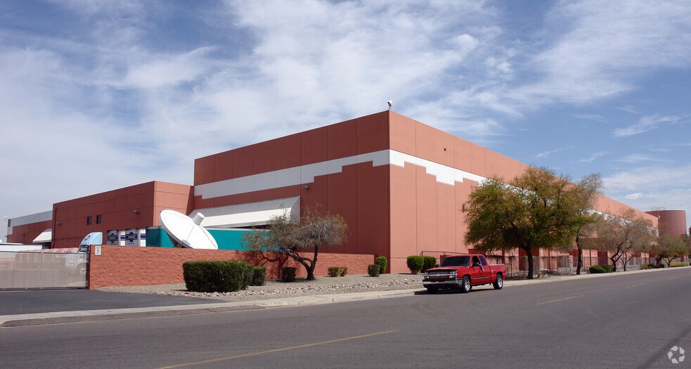 22600 N 19th Ave, Phoenix, AZ à louer - Photo de l’immeuble – Image 2 sur 62