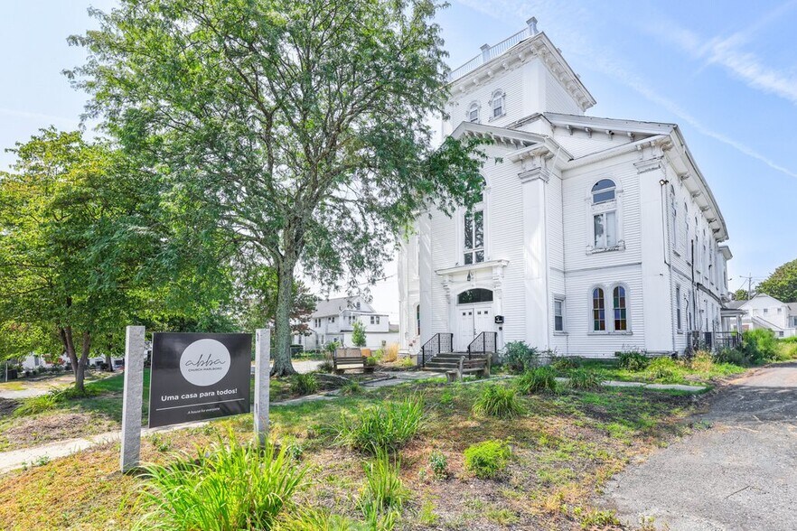 86 Pleasant St, Marlborough, MA à vendre - Photo de l’immeuble – Image 1 sur 36